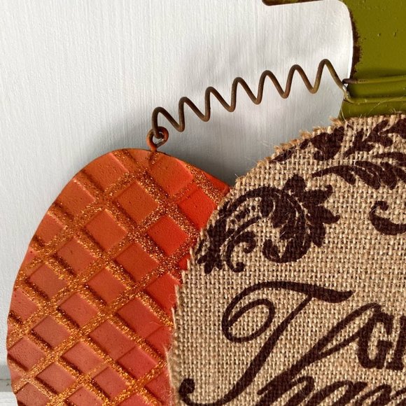 🌟 LAST CALL!!! 🌟 LIKE NEW! Homegoods 'Give Thanks' Fall Pumpkin Sign - Picture 2 of 7